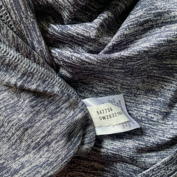 PENN STATE Nittany Lions Top Semi-fitted Heatgear Top Under Armour PSU Fan Sz S - Picture 8 of 11